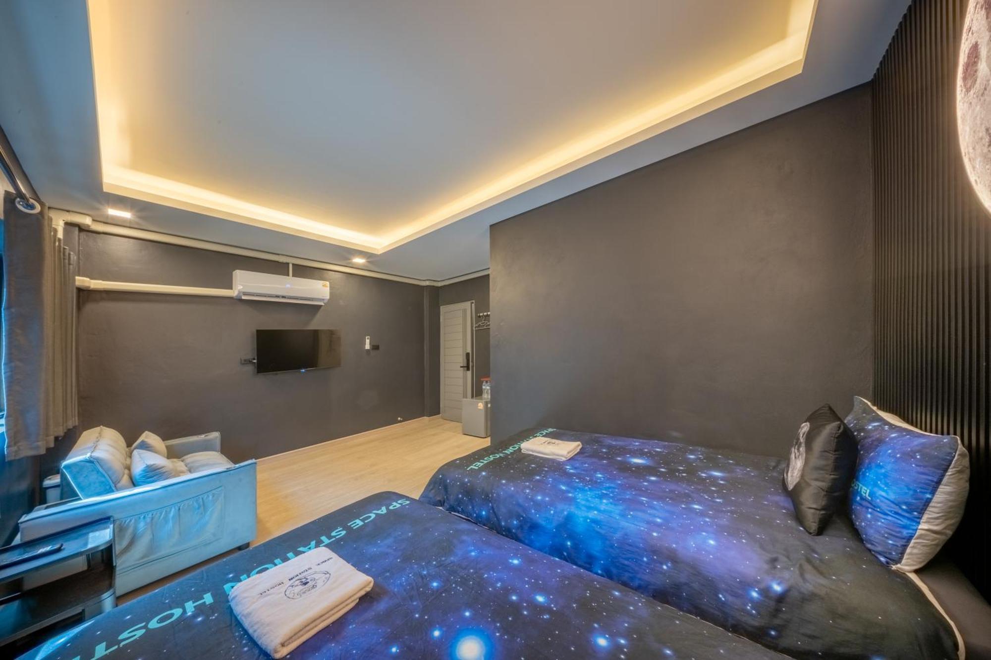 Space Station ที่พัก