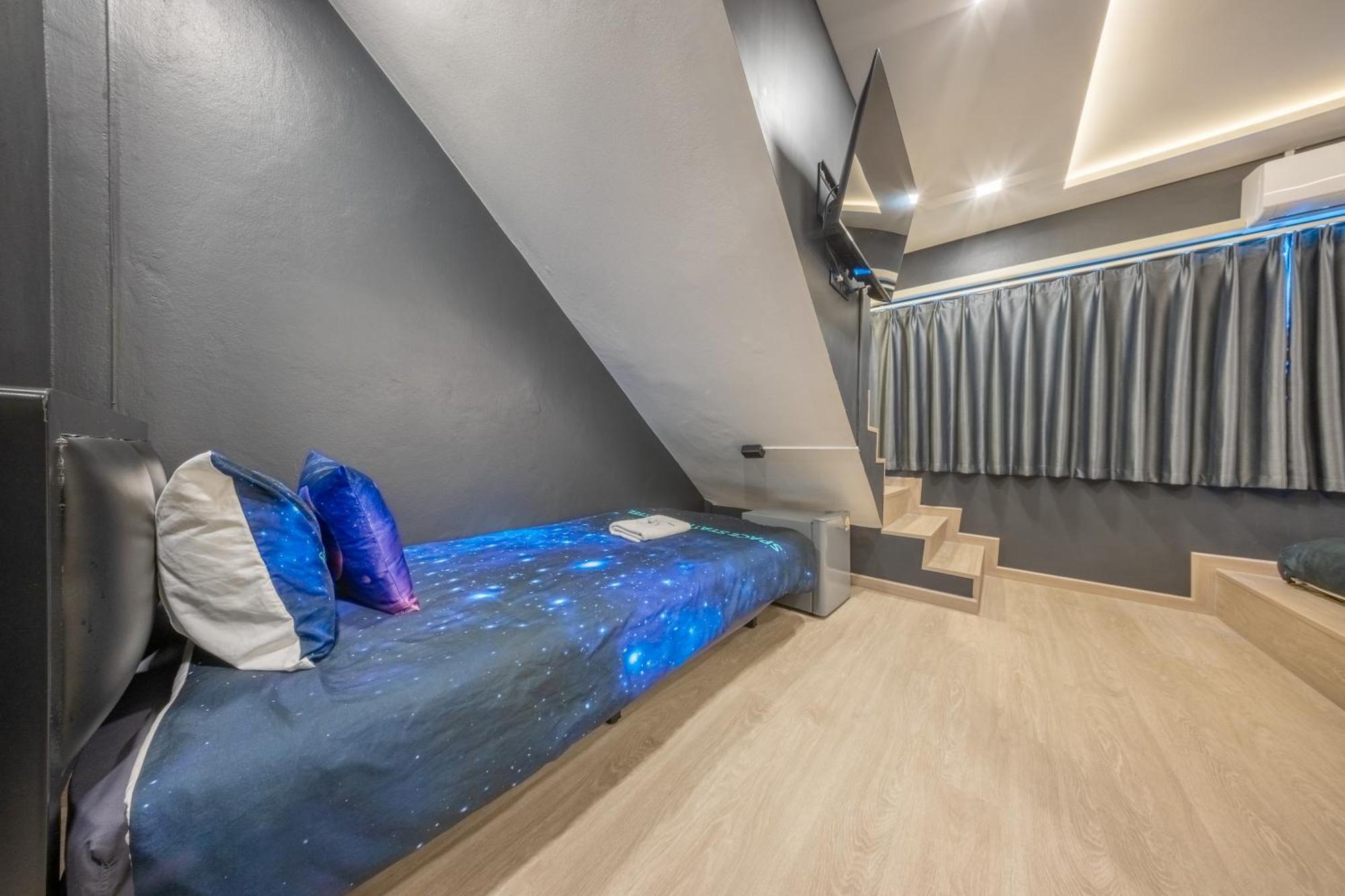 ที่พัก Space Station